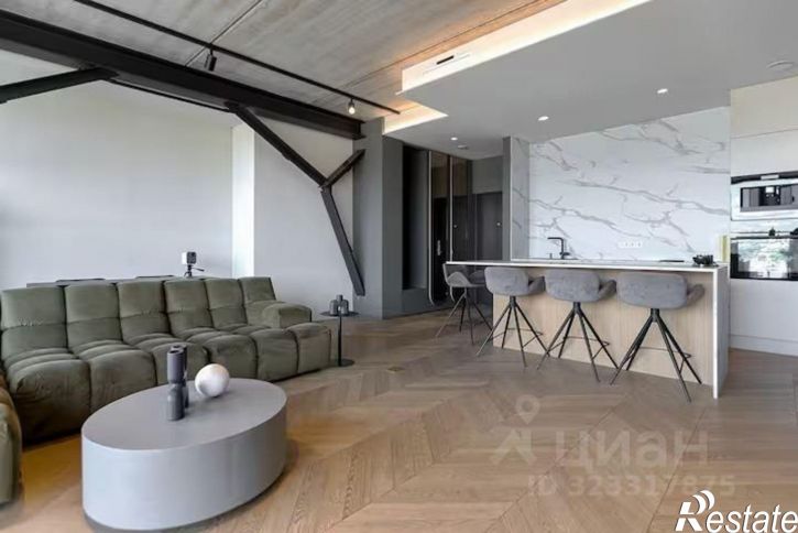 2-комн квартира ул Касаткина, 15,  д. 15