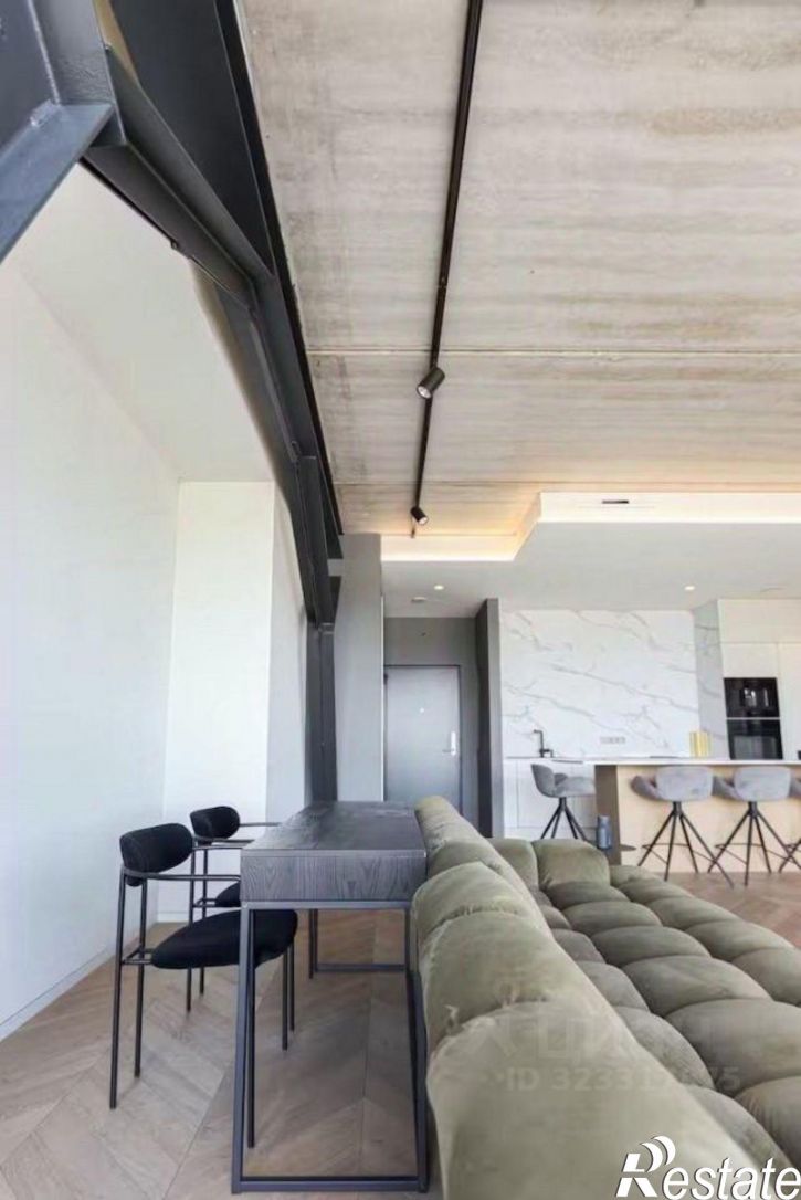 2-комн квартира ул Касаткина, 15,  д. 15