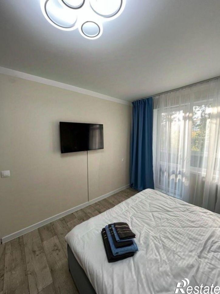 1-комн квартира улица Комарова, 10,  д. 10