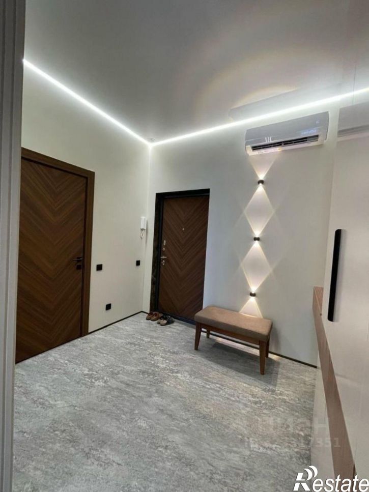 2-комн квартира ул Меридианная, 1,  д. 1