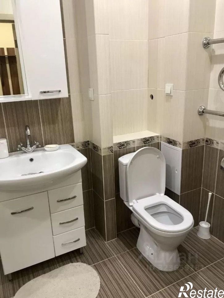 1-комн квартира ул Чингиза Айтматова, 11,  д. 11