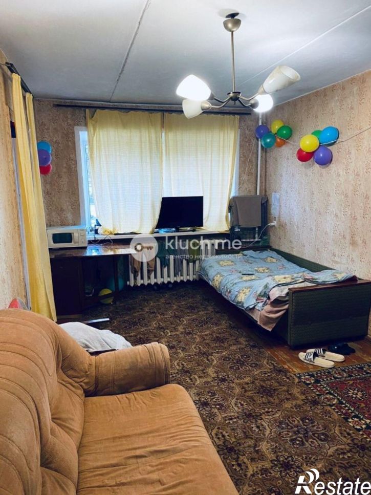 2-комн квартира улица Короленко, 87,  д. 87