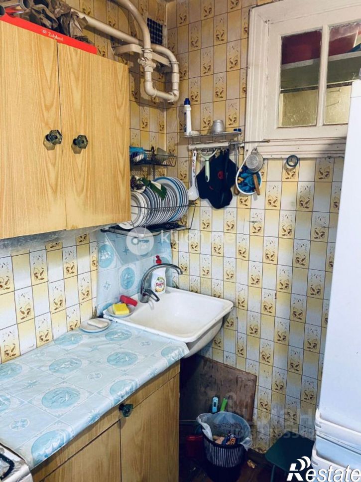 2-комн квартира улица Короленко, 87,  д. 87