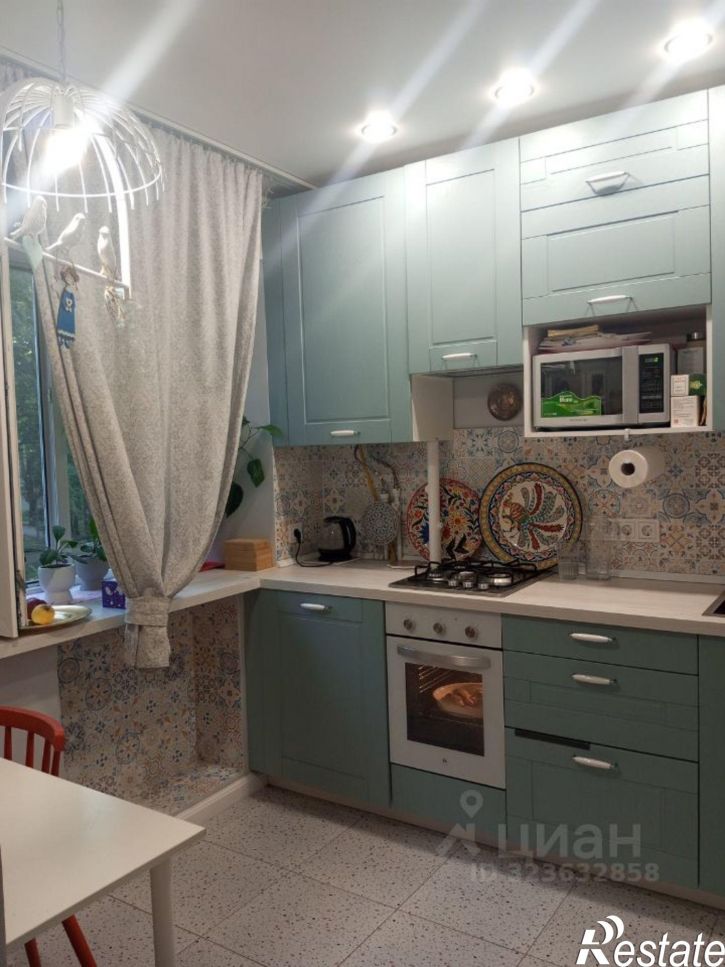 3-комн квартира улица Новаторов, 6,  д. 6