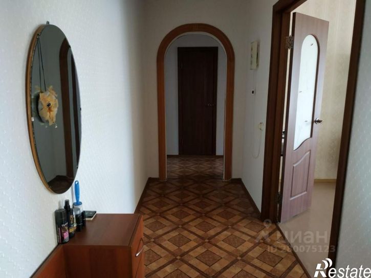 3-комн квартира улица Юлиуса Фучика, 145,  д. 145