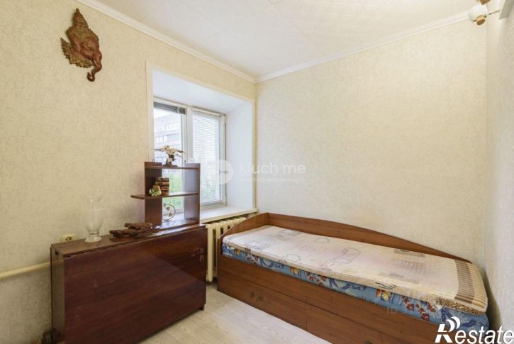 2-комн квартира улица Лейтенанта Шмидта, 46,  д. 46