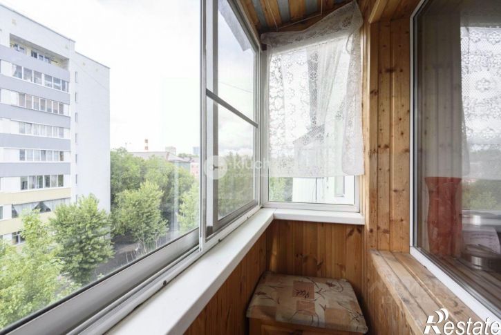 2-комн квартира улица Лейтенанта Шмидта, 46,  д. 46