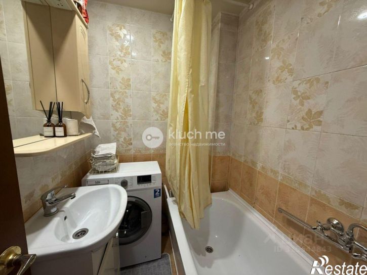 2-комн квартира улица Рихарда Зорге, 24,  д. 24