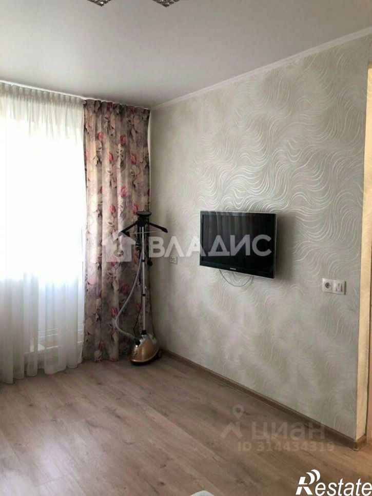 1-комн квартира улица Камиля Якуба, 4,  д. 4