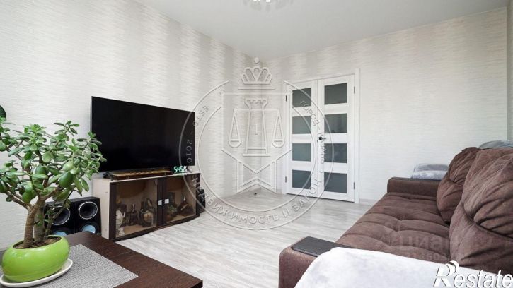 3-комн квартира Военный городок-33 тер, 4