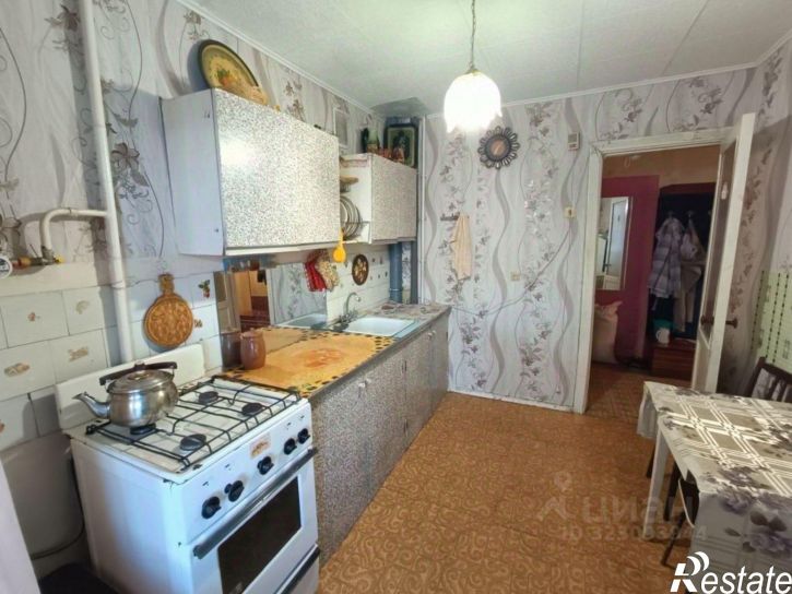 3-комн квартира Революционная улица, 43,  д. 43