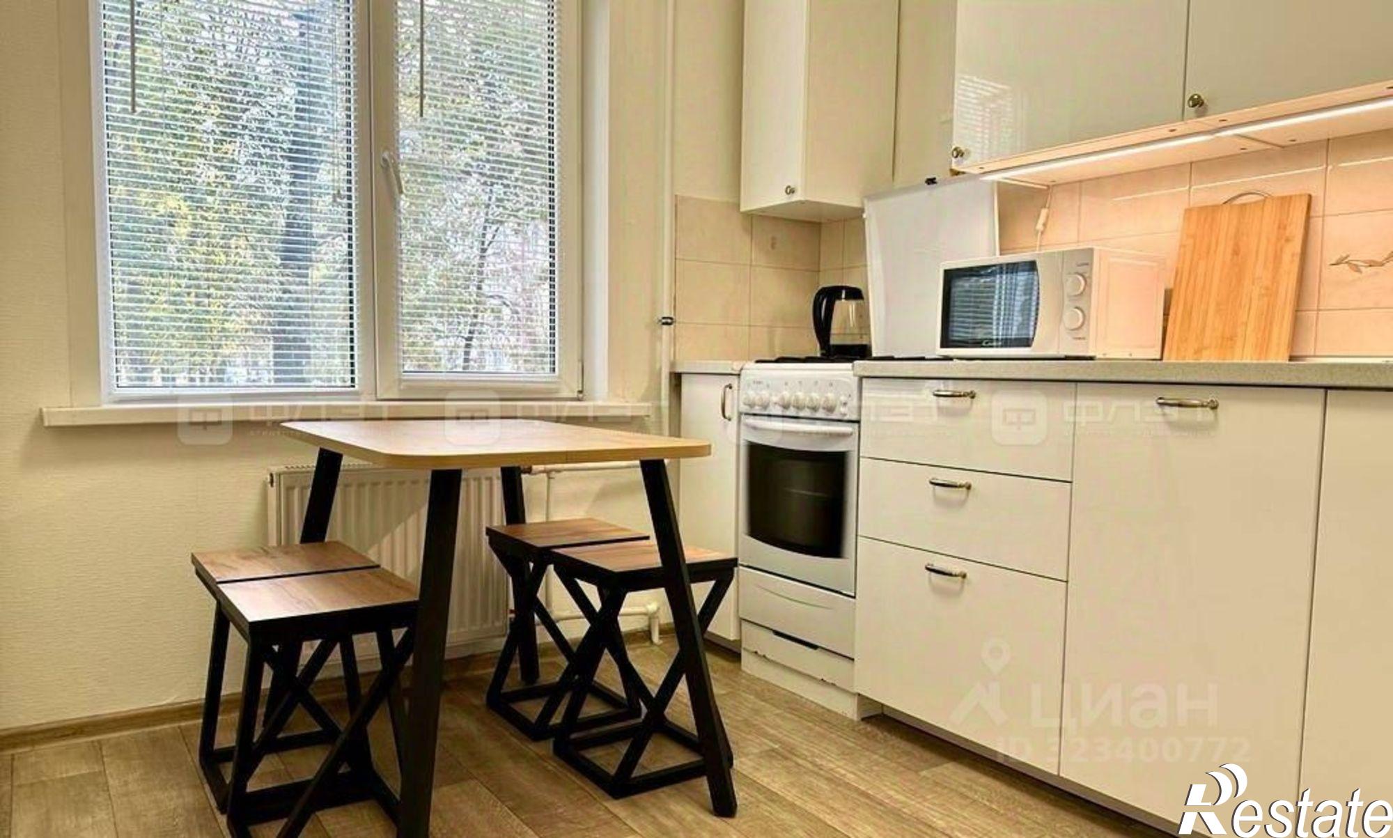 Сдать квартиру за 35 000 рублей на проспект Ямашева, 74