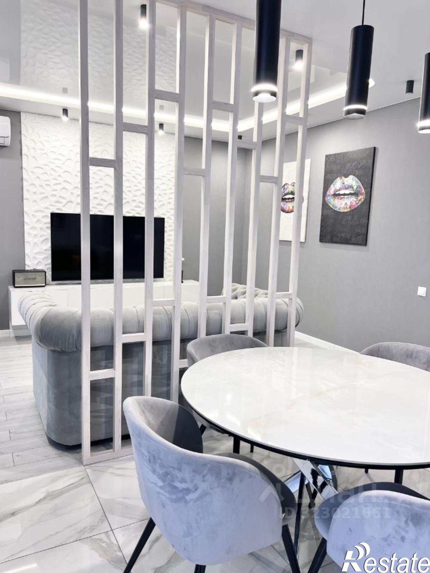 Купить квартиру за 12 500 000 рублей на улица Фикрята Табеева, 1