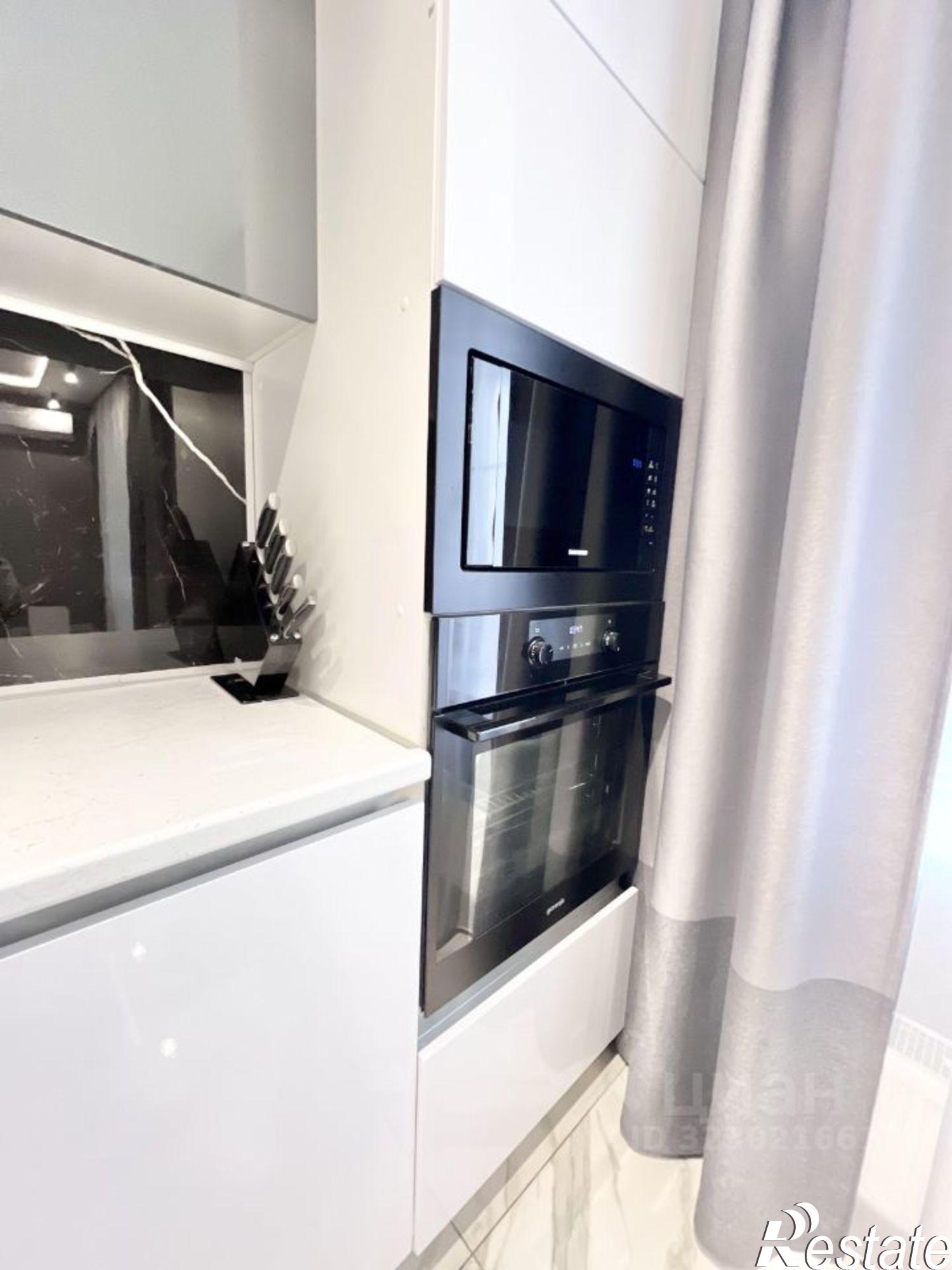 Купить квартиру за 12 500 000 рублей на улица Фикрята Табеева, 1