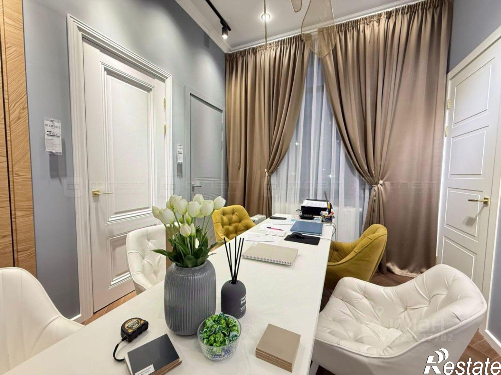 Сдать офис, помещение под офис за 147 000 рублей на пр-кт Альберта Камалеева, 32Б