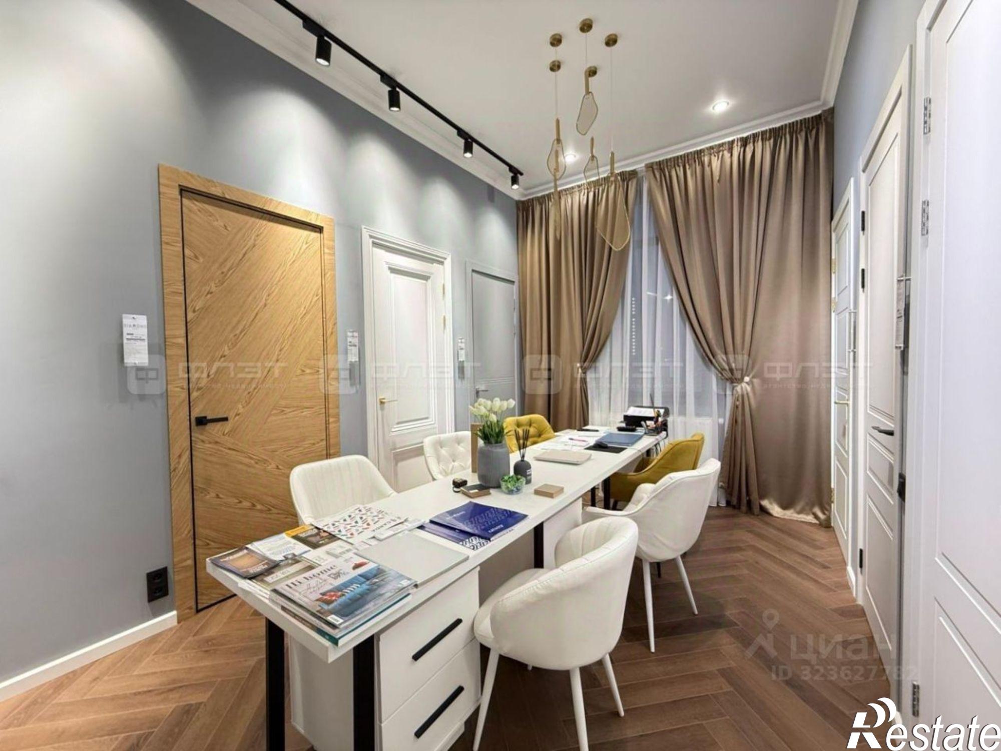 Сдать офис, помещение под офис за 147 000 рублей на пр-кт Альберта Камалеева, 32Б