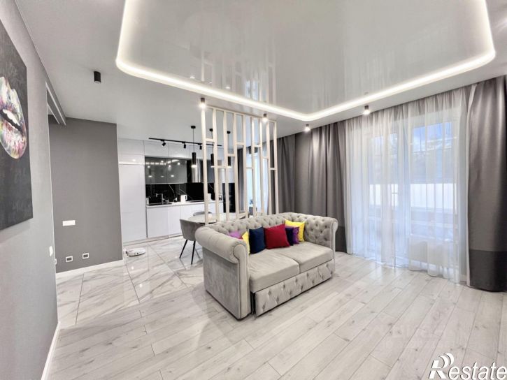 2-комн квартира улица Фикрята Табеева, 1,  д. 1