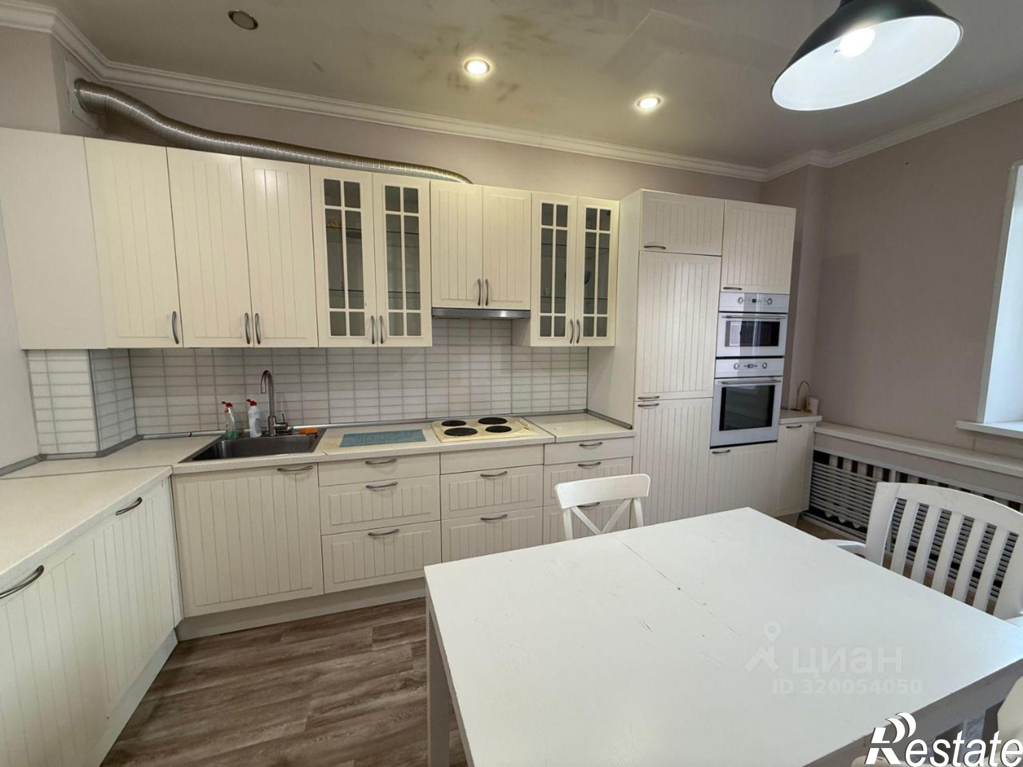 Сдать квартиру за 35 000 рублей на улица Адоратского, 1А