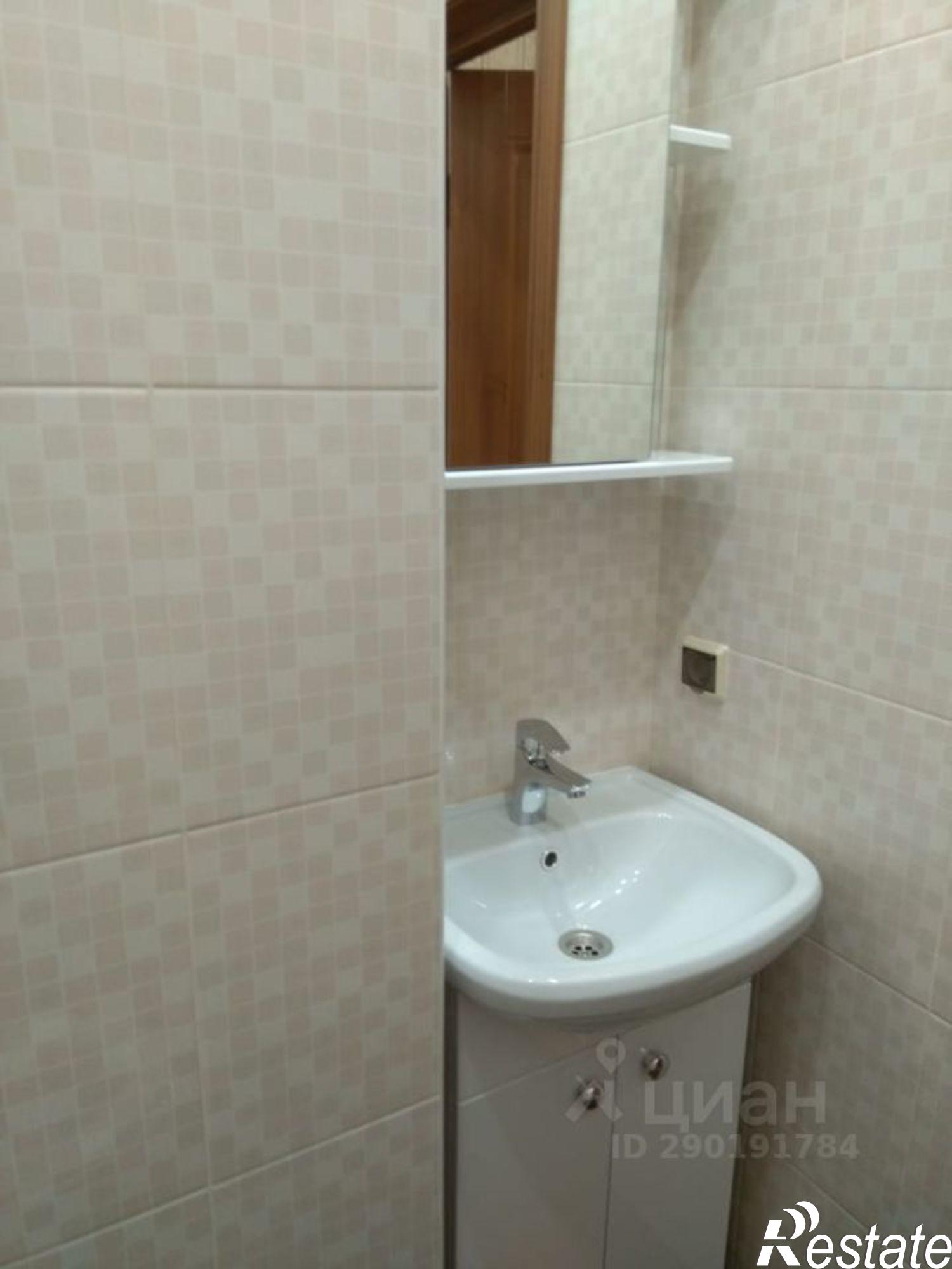 Сдать квартиру за 40 000 рублей на ул Бехтерева, 9а