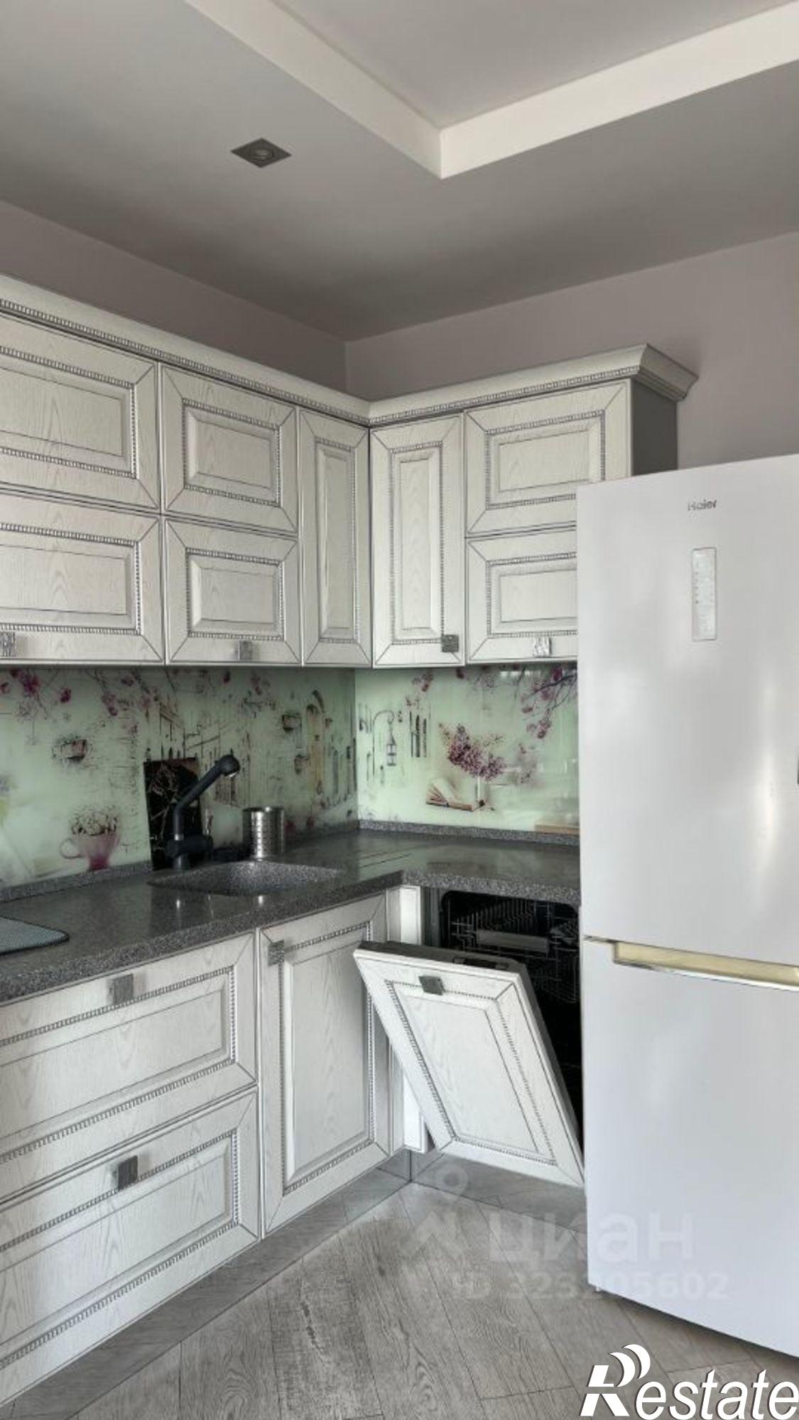 Сдать квартиру за 65 000 рублей на ул Сибгата Хакима, 42