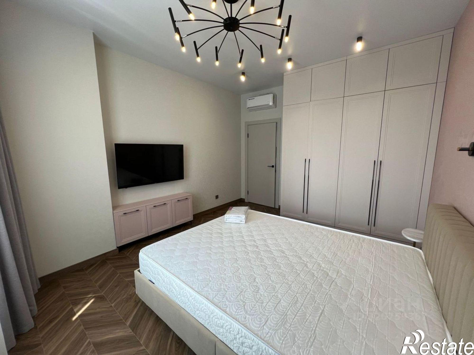 Сдать квартиру за 75 000 рублей на Танковая улица, 2