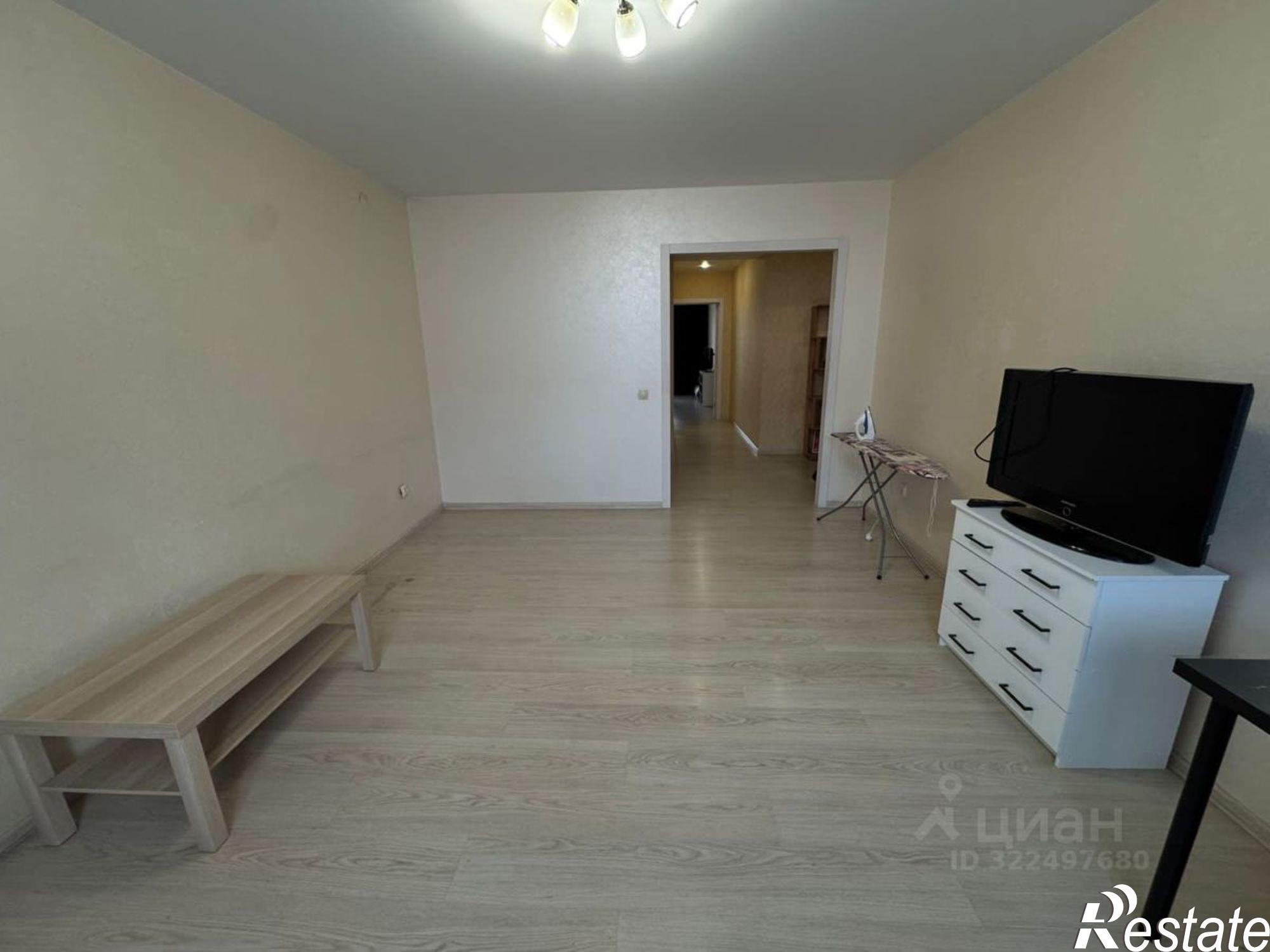 Сдать квартиру за 45 000 рублей на ул Павлюхина, 99б