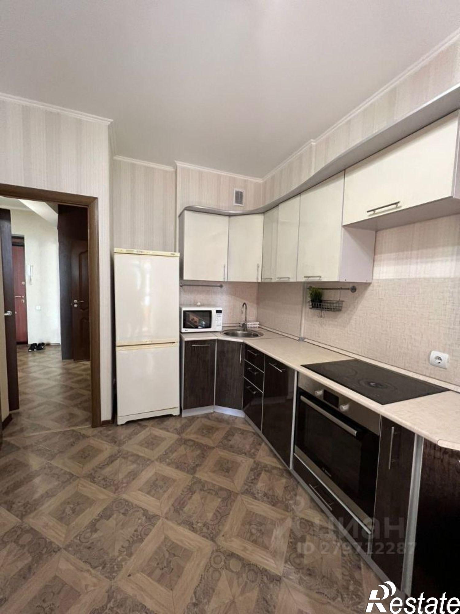 Сдать квартиру за 26 000 рублей на ул Татарстан, 9