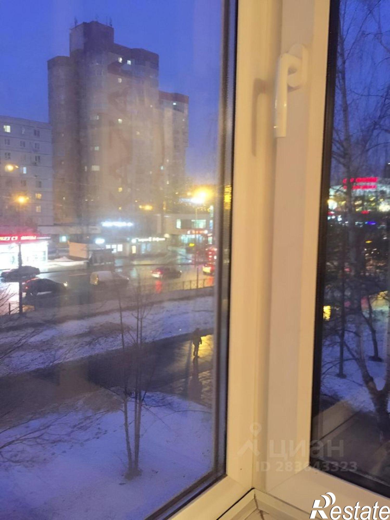 Сдать квартиру за 25 000 рублей на улица Адоратского, 15