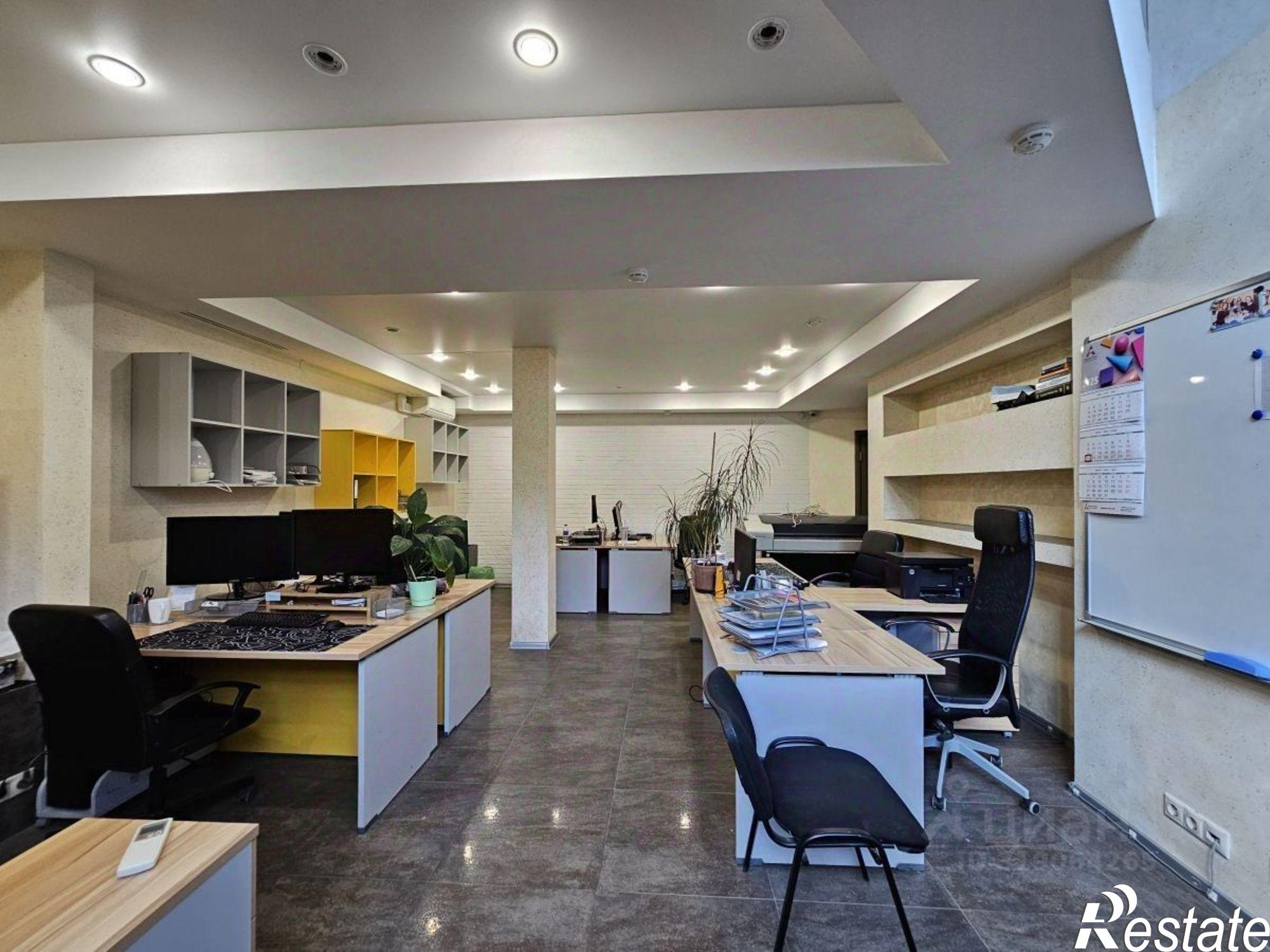 Купить офис, помещение под офис за 96 952 000 рублей на улица Габдуллы Кариева, 3