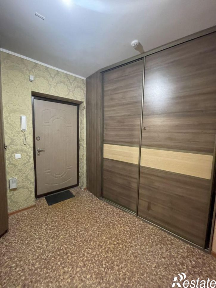 1-комн квартира улица Чингиза Айтматова, 10,  д. 10