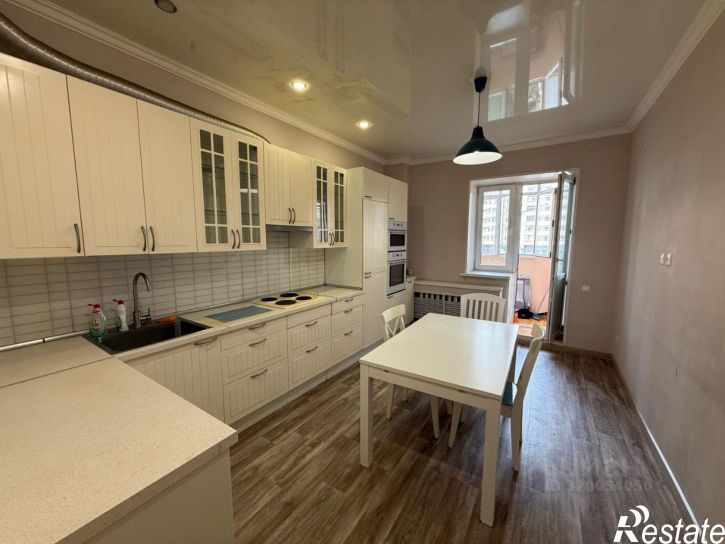 2-комн квартира улица Адоратского, 1А,  д. 1А