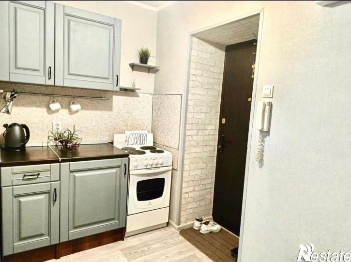 2-комн квартира улица Дежнёва, 4 к1,  д. 4 к1