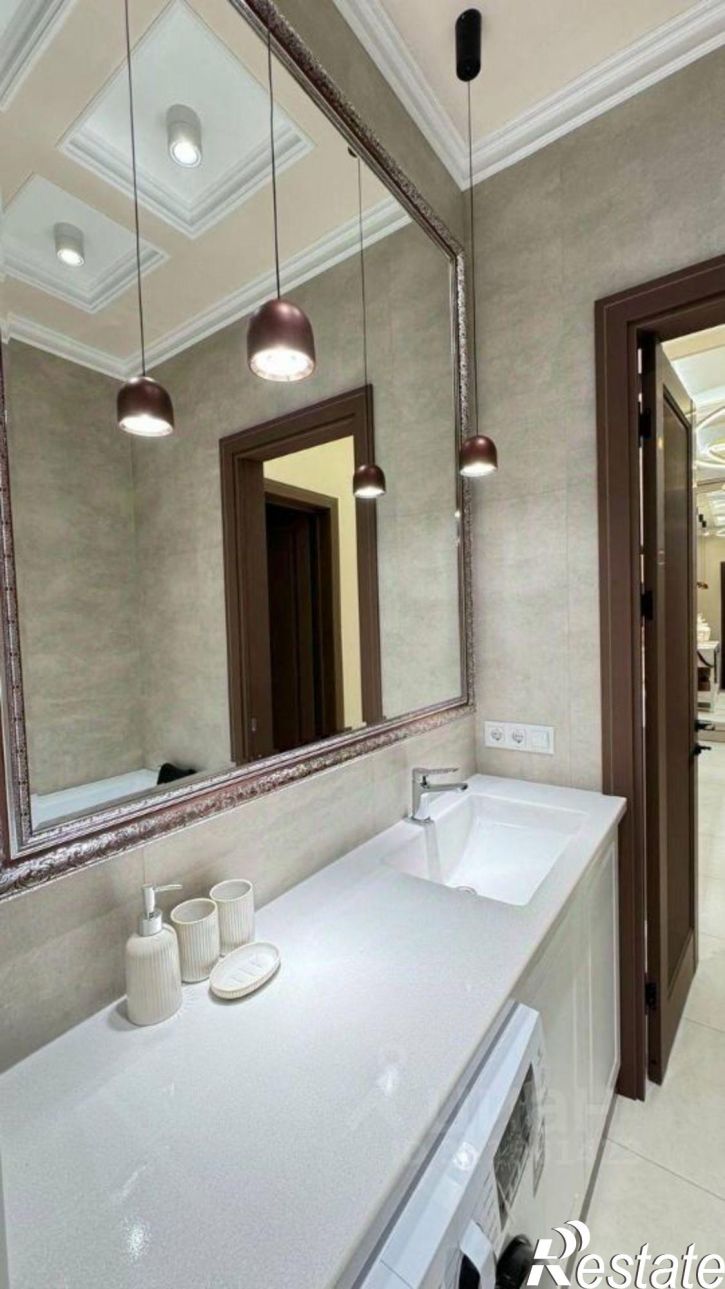 2-комн квартира улица Сибгата Хакима, 3,  д. 3