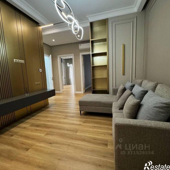 3-комн квартира улица Шаляпина, 26,  д. 26