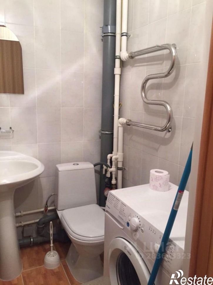 1-комн квартира улица Адоратского, 15,  д. 15