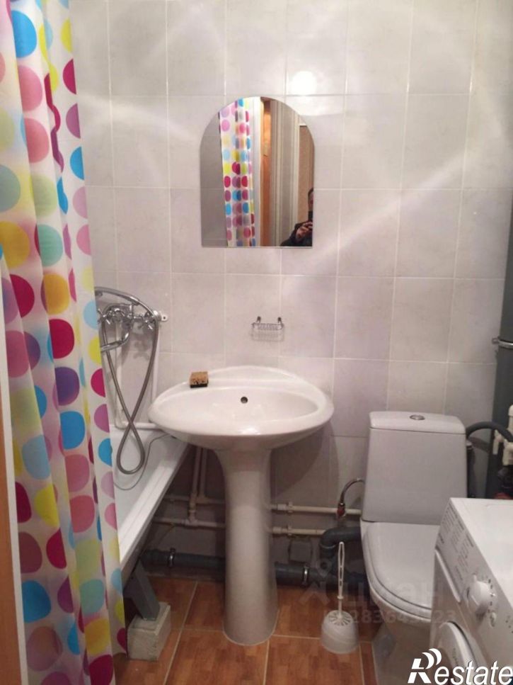 1-комн квартира улица Адоратского, 15,  д. 15