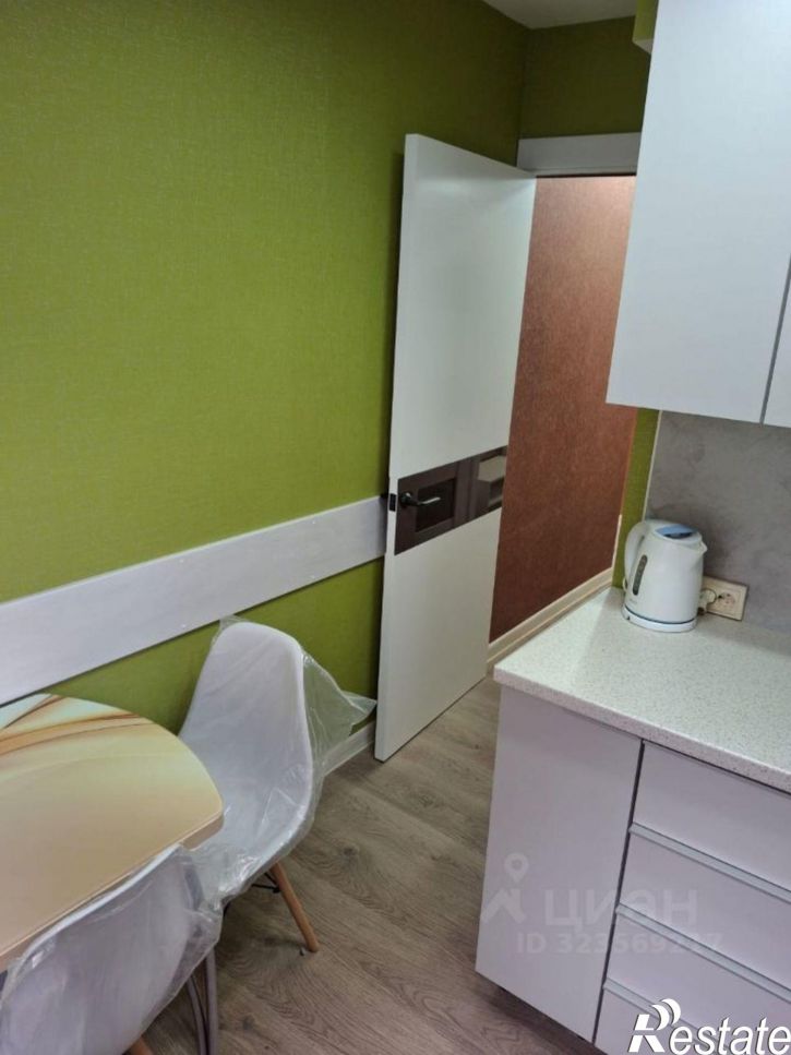 2-комн квартира улица Космонавтов, 11А,  д. 11А