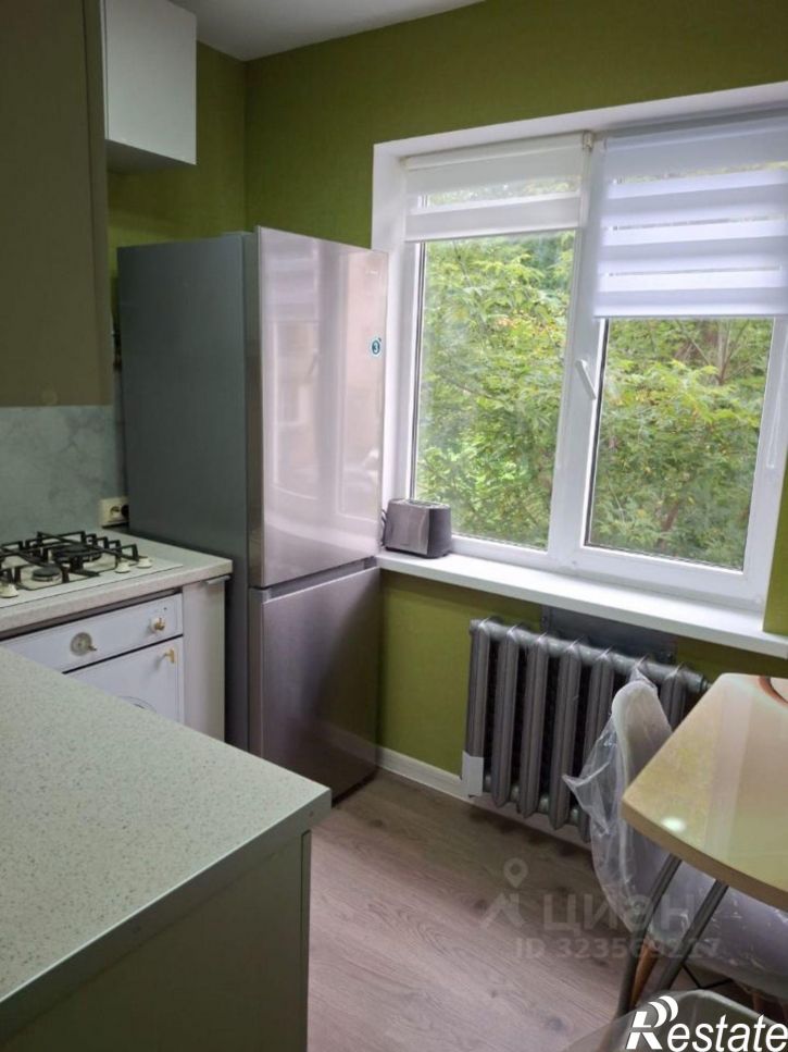 2-комн квартира улица Космонавтов, 11А,  д. 11А