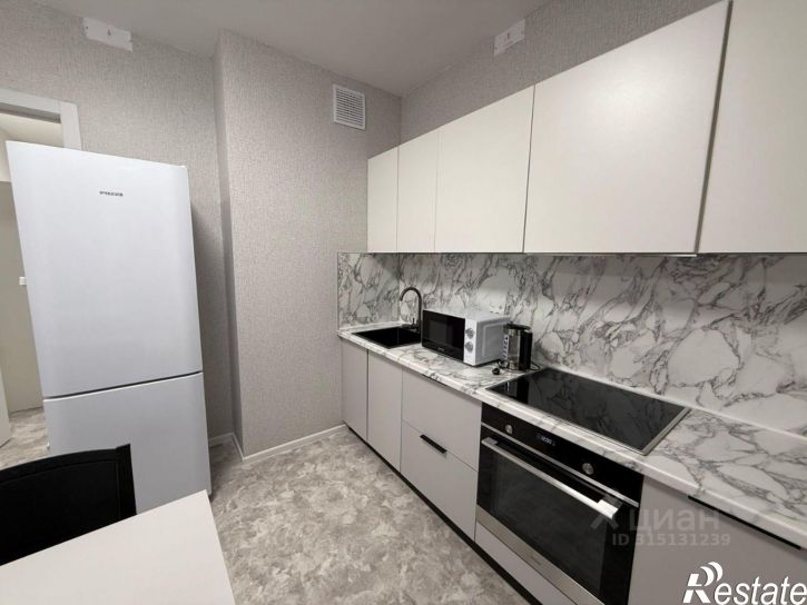 3-комн квартира улица Братьев Батталовых, 27 к2,  д. 27 к2