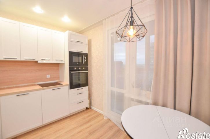 1-комн квартира улица Александра Курынова, 10 к1,  д. 10 к1