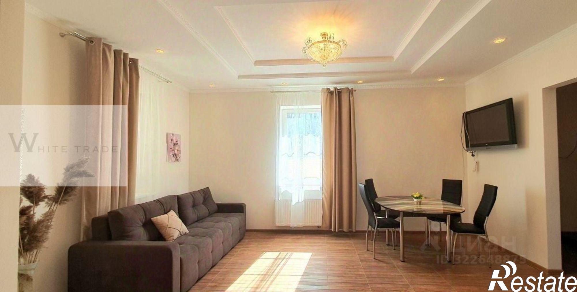 Сдать дачу, дом, коттедж за 90 000 рублей на ул Жасминная, 12