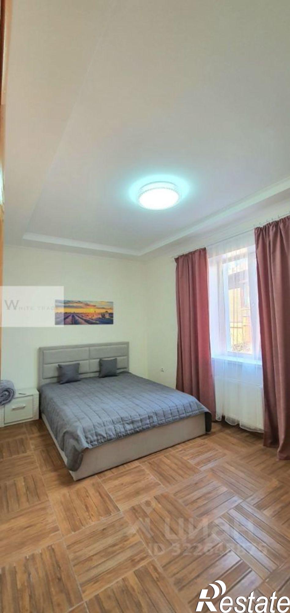 Сдать дачу, дом, коттедж за 90 000 рублей на ул Жасминная, 12