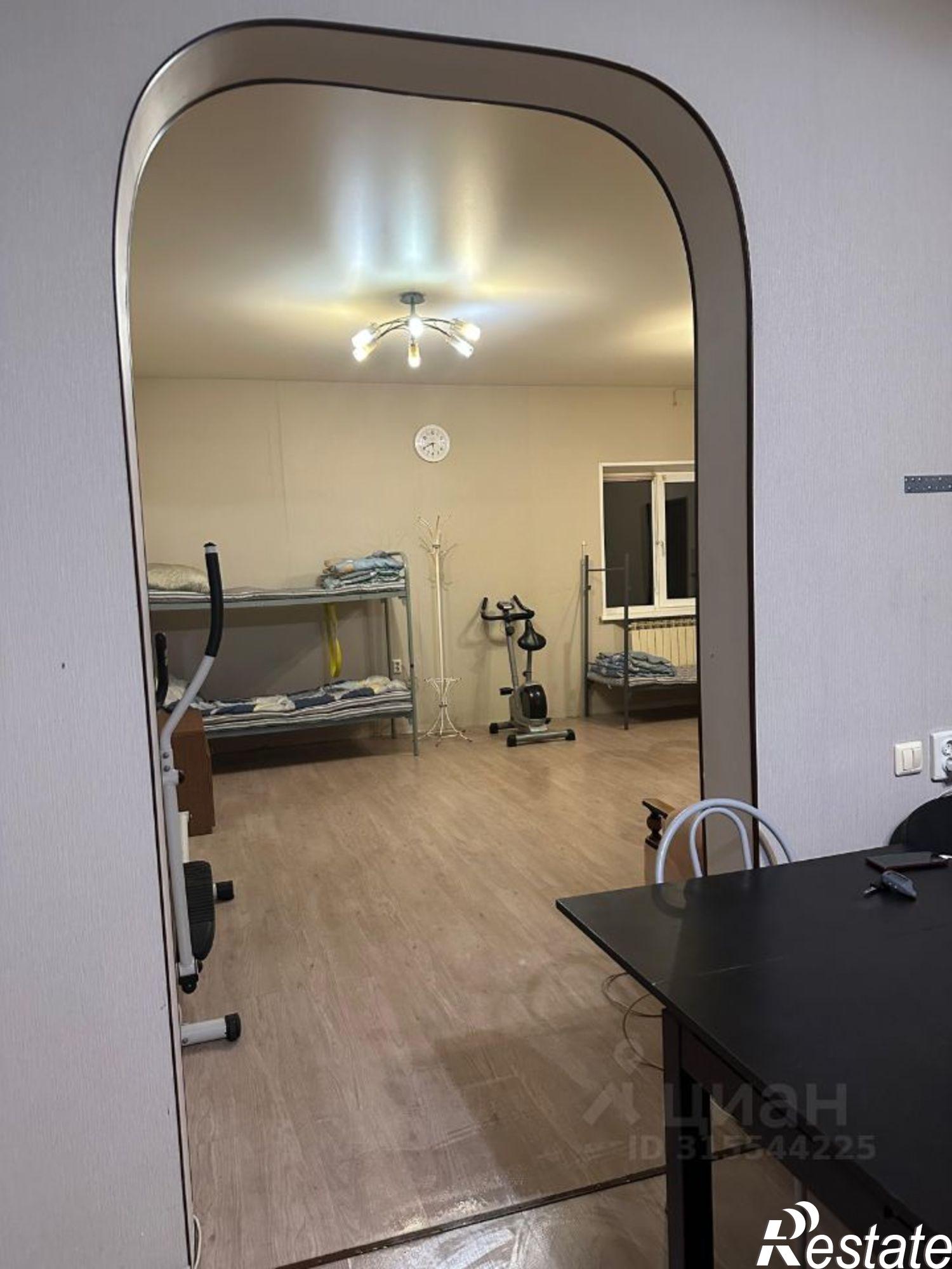 Сдать дачу, дом, коттедж за 80 000 рублей на ул Семидворная, 10