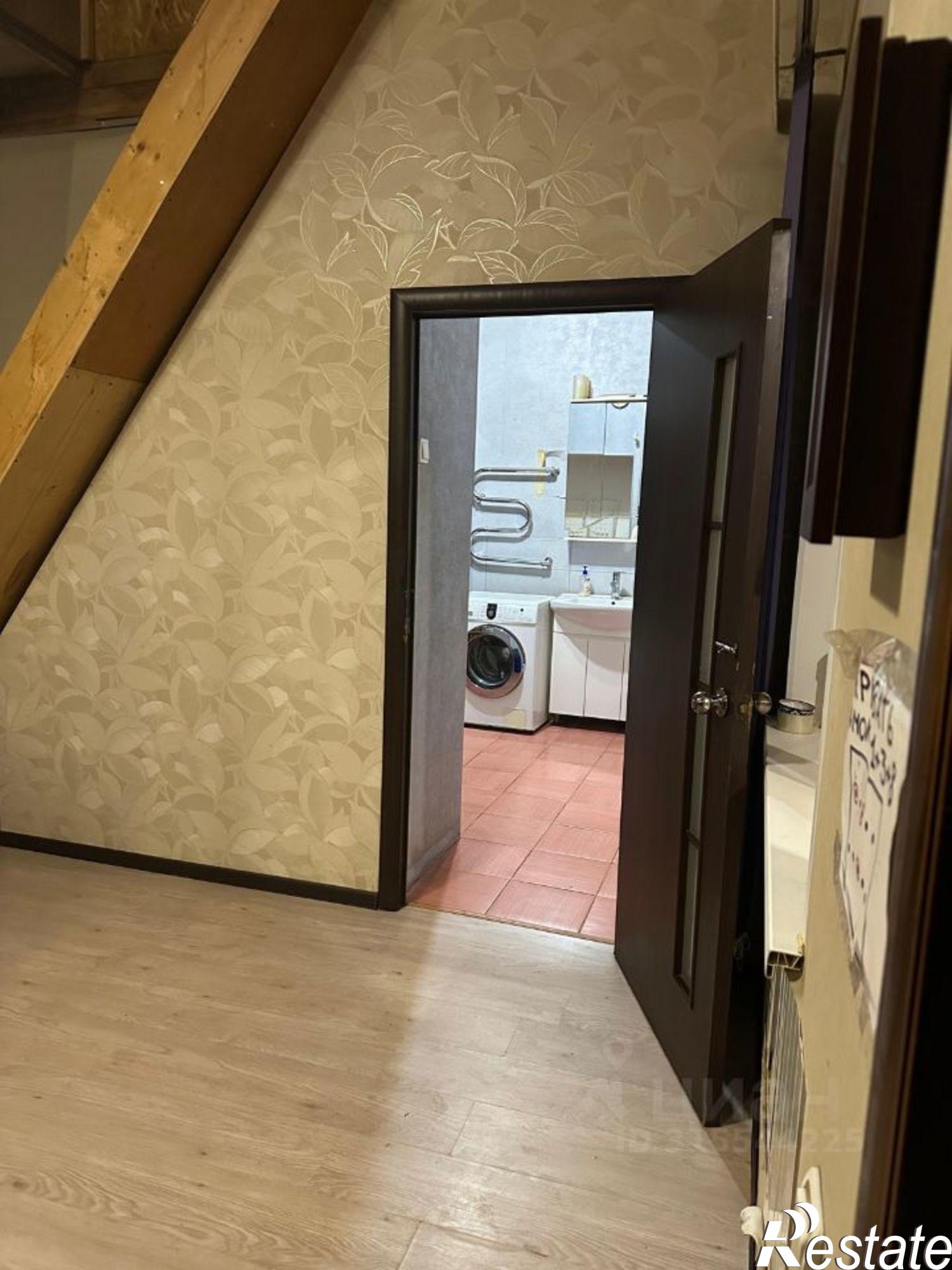 Сдать дачу, дом, коттедж за 80 000 рублей на ул Семидворная, 10