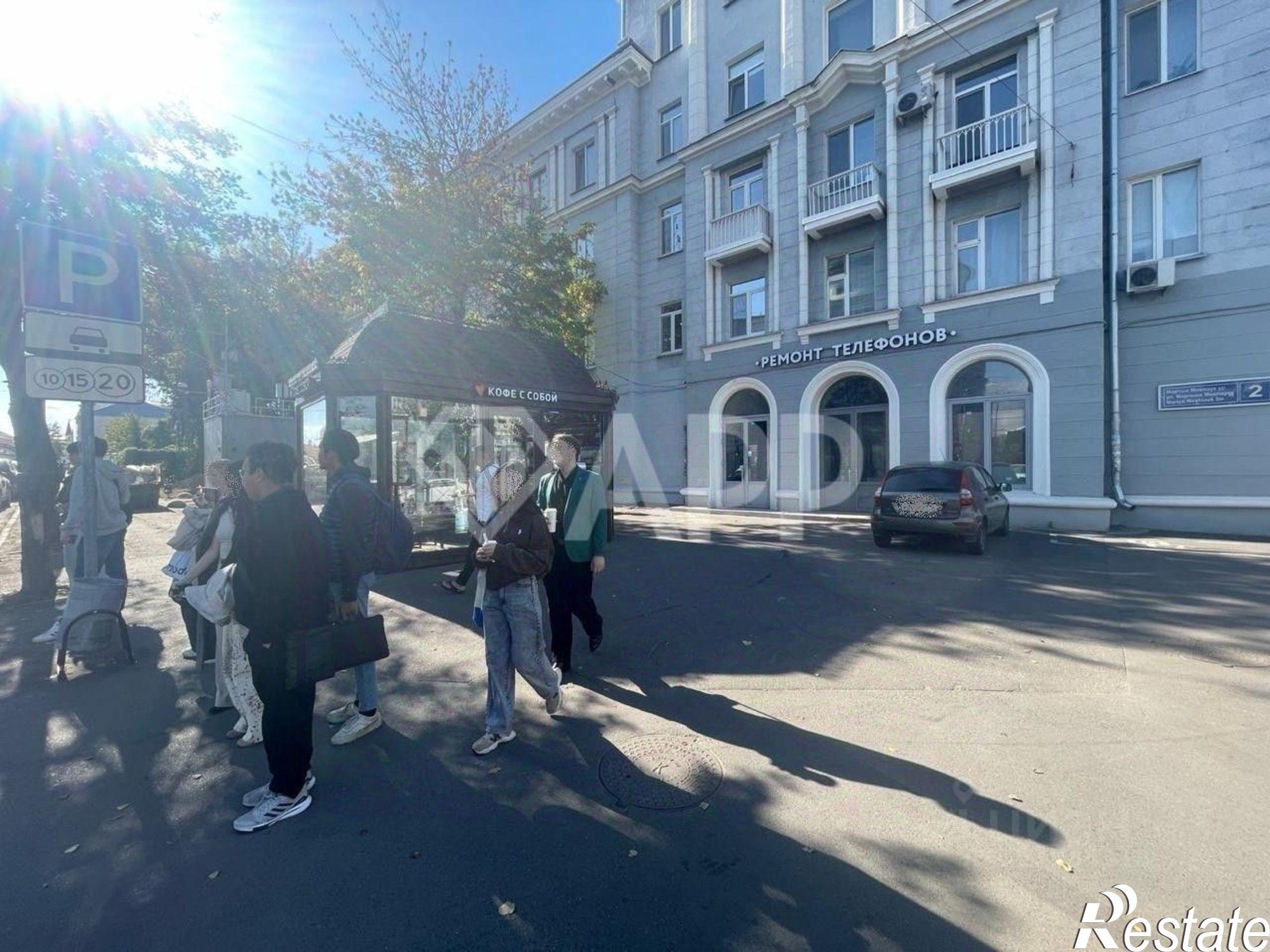 Сдать торговое помещение за 275 000 рублей на Лево-Булачная улица