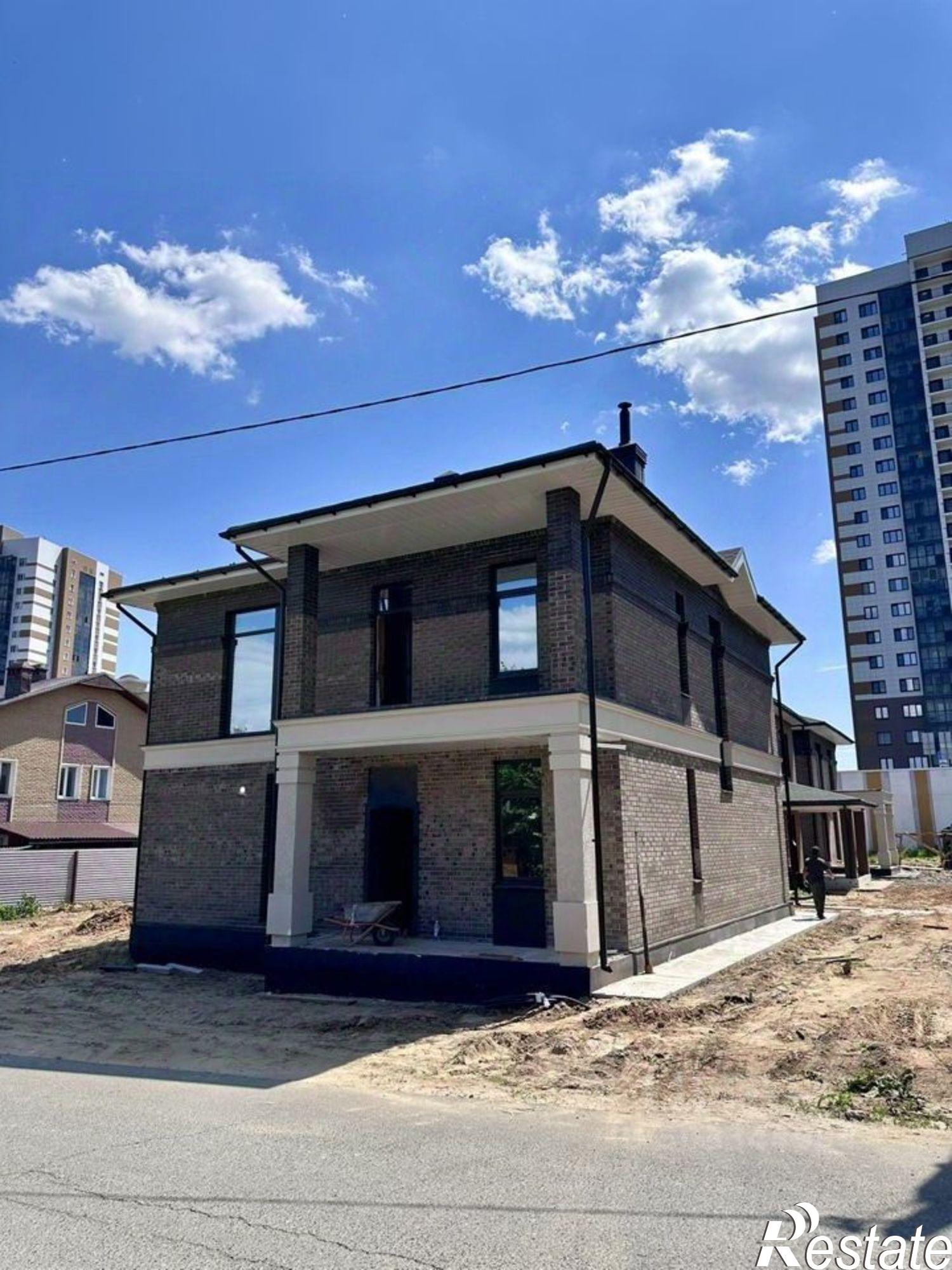 Купить дачу, дом, коттедж за 24 900 000 рублей на улица Дмитрия Менделеева, 8