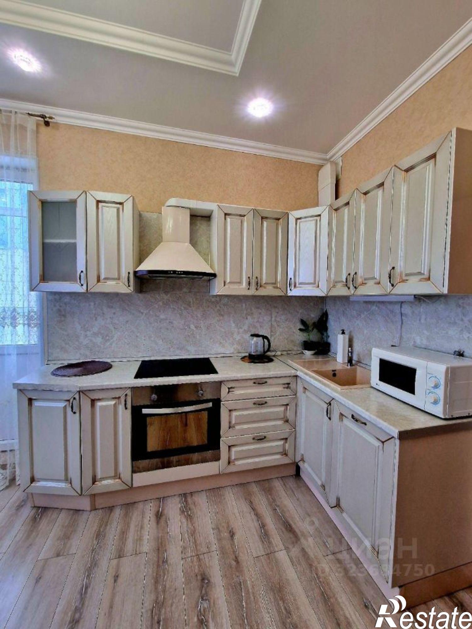 Купить квартиру за 18 990 000 рублей на ул Павлюхина, 110В