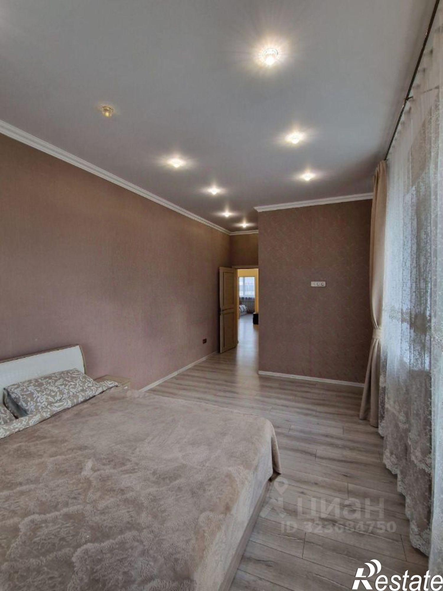 Купить квартиру за 18 990 000 рублей на ул Павлюхина, 110В