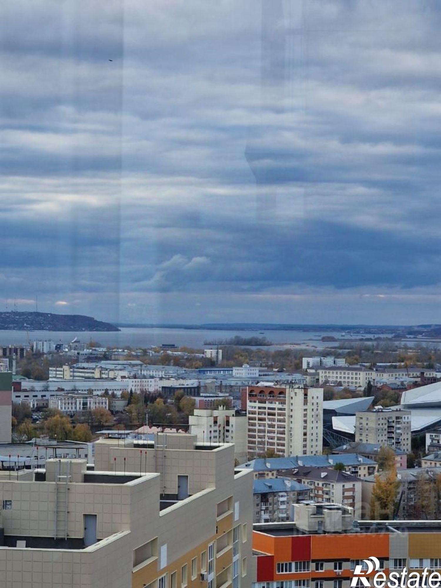 Купить квартиру за 18 990 000 рублей на ул Павлюхина, 110В