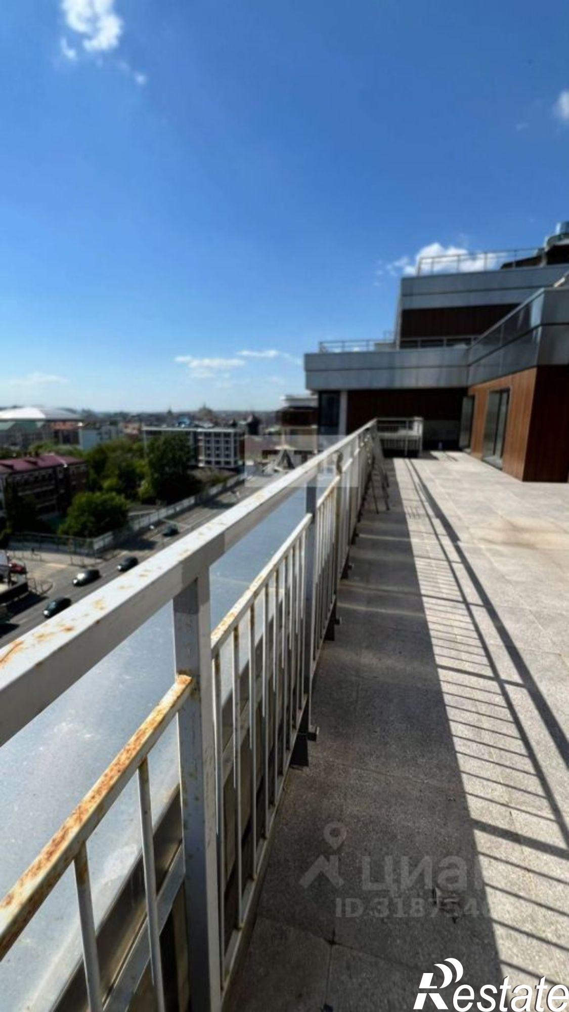 Купить квартиру за 24 000 000 рублей на улица Волкова, 12